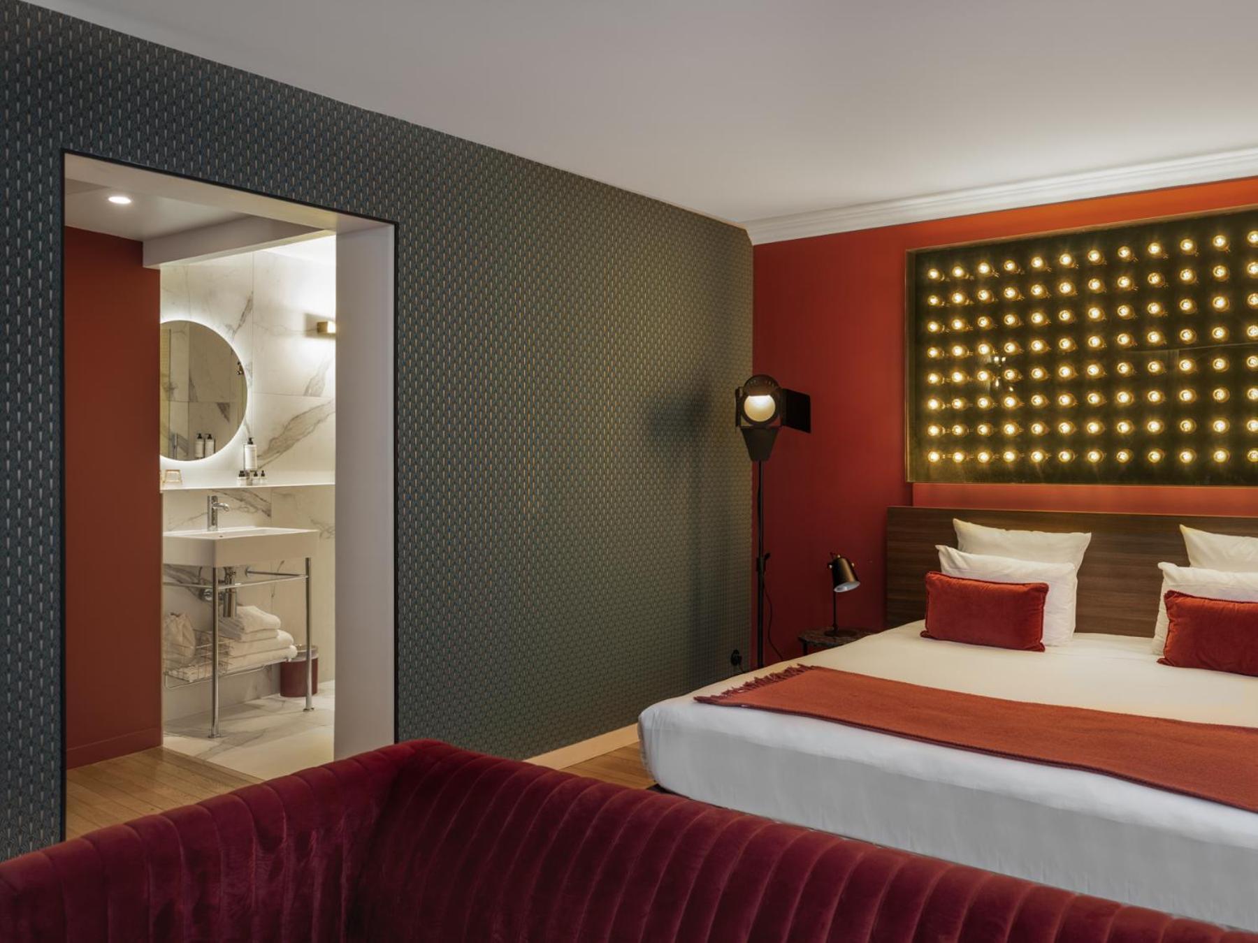 Seven Hotel